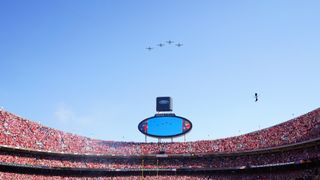Kansas Lands Chiefs with $3 Billion Stadium Agreement (The Lou Information Station). Photo by Denny Medley-Imagn Images